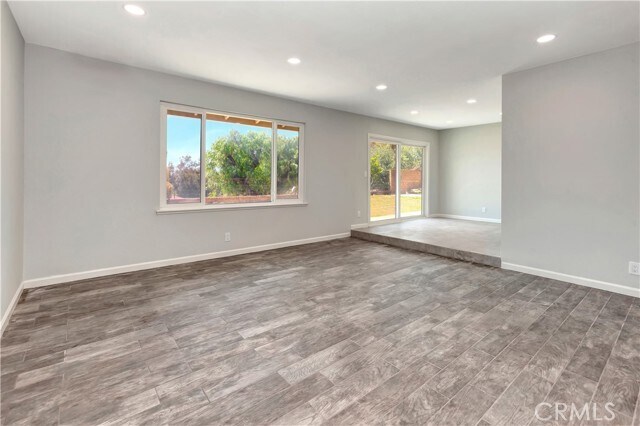 Building Photo - 2400 Almira Ave