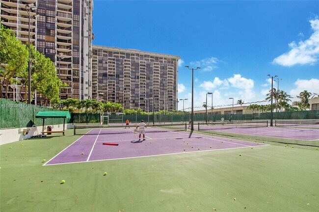 Foto del edificio - 1925 Brickell Ave