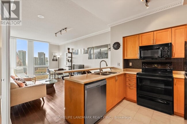 Building Photo - 3939 Duke of York Blvd