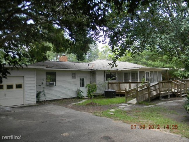 Building Photo - 3 br, 2 bath House - 423 W Marigold Ave