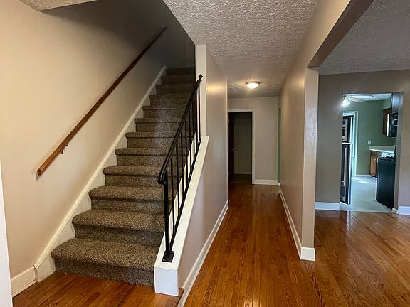 Foto del edificio - 10 Trillium Ln