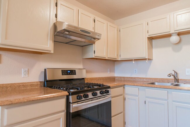 Foto del edificio - 5242 Creek Trail