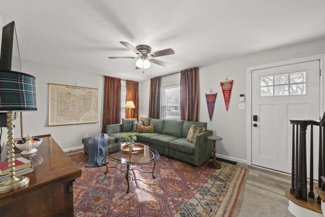 Building Photo - 1710 Hess Blvd