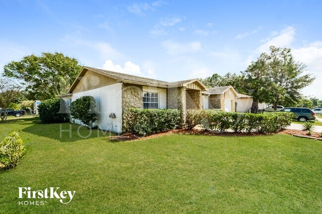 Building Photo - 433 Northwestern Ave