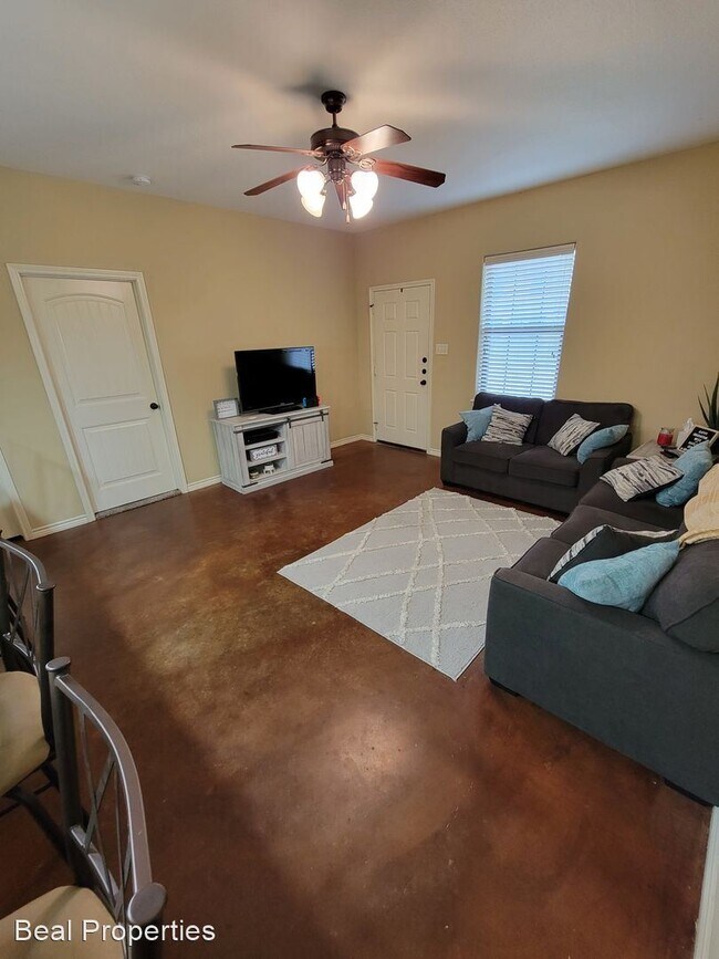 Building Photo - 3 br, 3 bath House - 3326 General Parkway