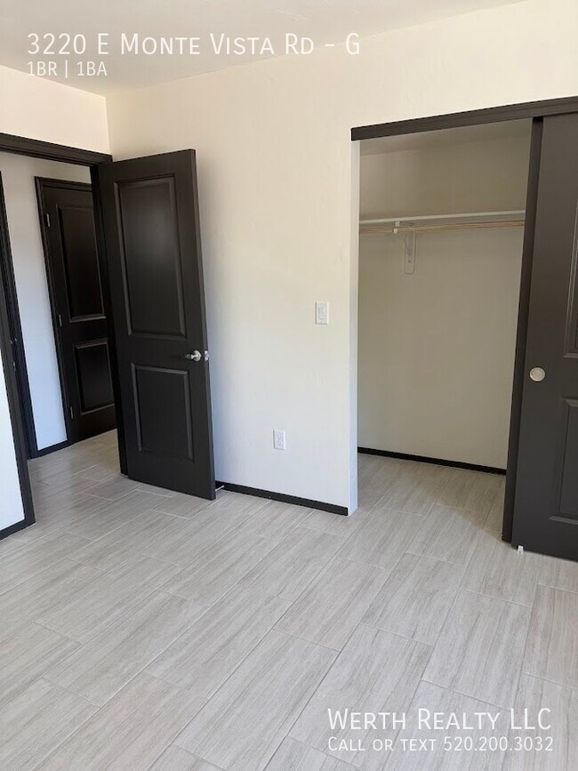 Foto del edificio - 3220 E Monte Vista Dr