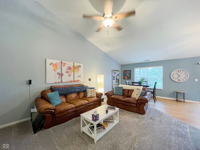 Foto del edificio - 2636 Bluewood Way