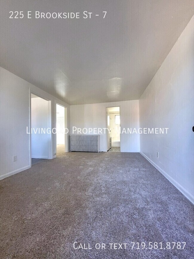 Foto del edificio - 225 E Brookside St