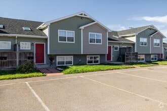 Building Photo - 295 Pope Rd