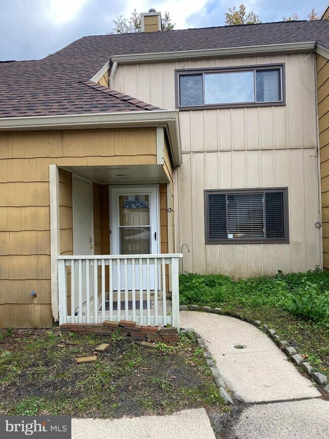 13 Dover Dr, Lindenwold, NJ 08021 Townhome Rentals in Lindenwold NJ