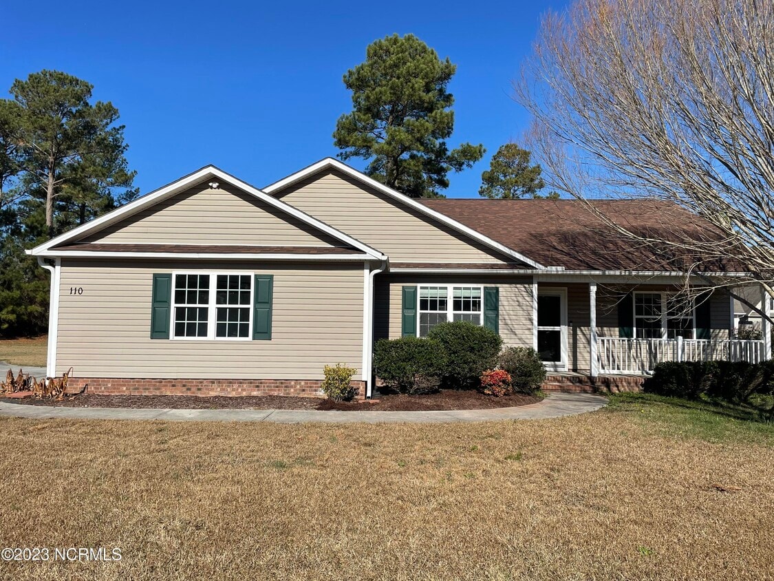 Primary Photo - 110 Flat Rock Ln