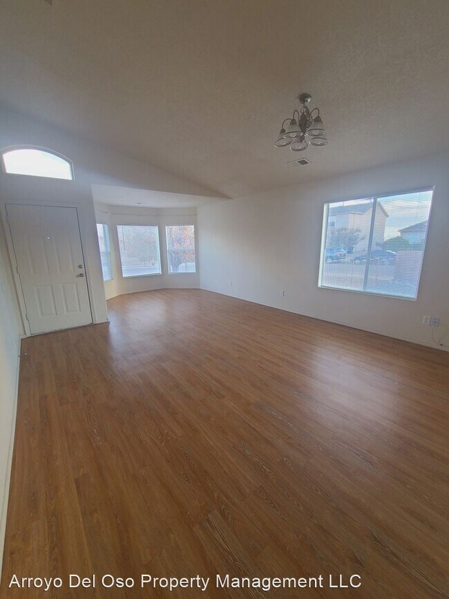Foto del edificio - 4 br, 2 bath House - 751 Beargrass Ave SW