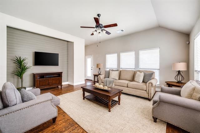 Foto del edificio - 817 Lighthouse Ln