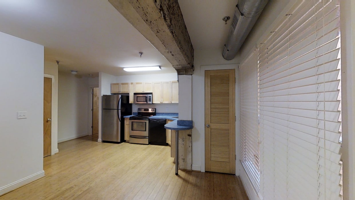 Photo - Iron House Apartments