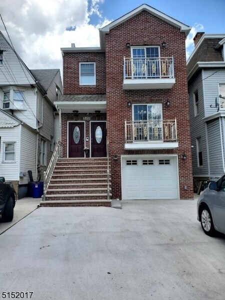 Primary Photo - 82 N 9th St