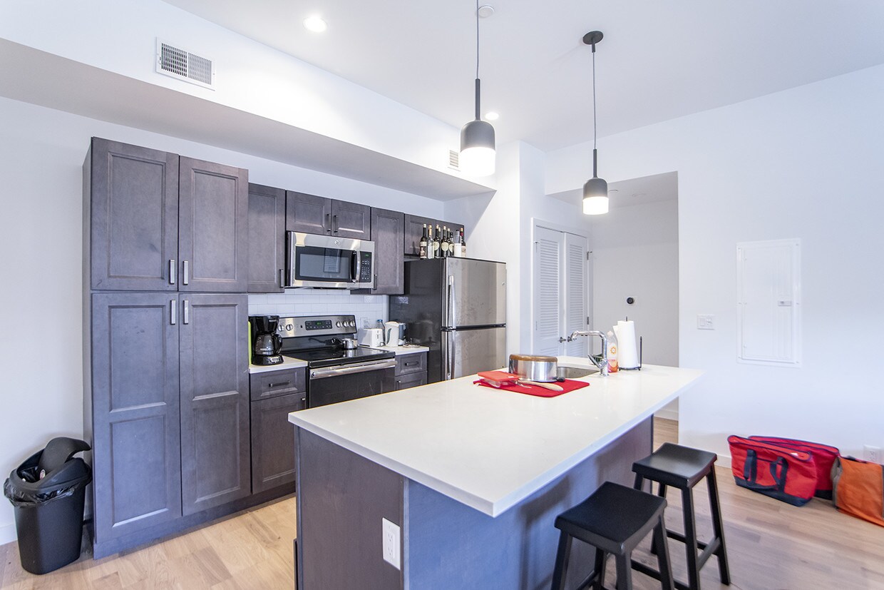 Foto principal - 507 S 8th St