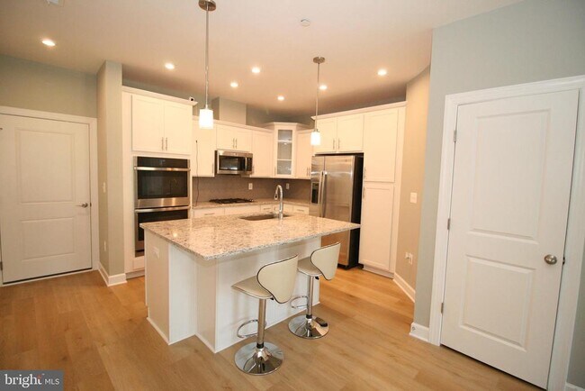 Building Photo - 12376 Azure Ln