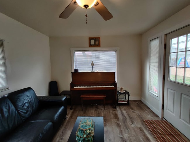 Building Photo - 2311 Morrie Ave