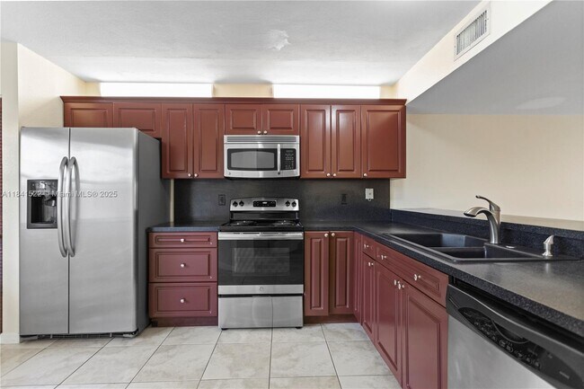 Foto del edificio - 1357 NW 123rd Ave