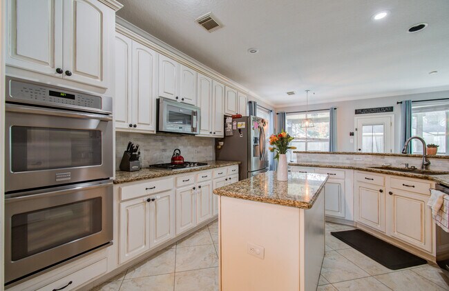 Foto del edificio - 2014 Copperwood Park Ln