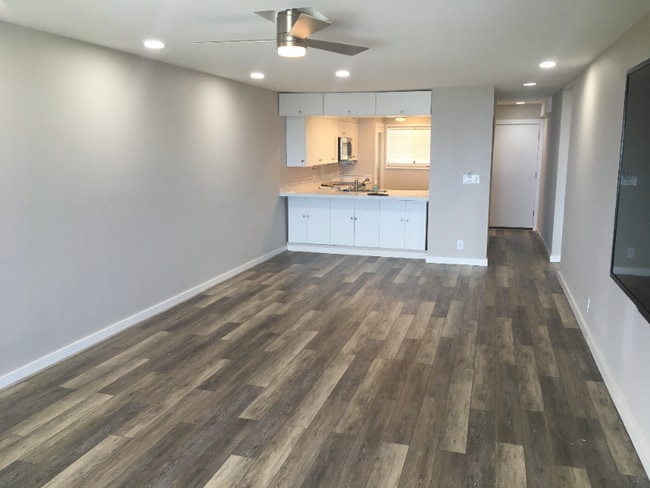 Building Photo - 77-6585-6585 Sea View Cir