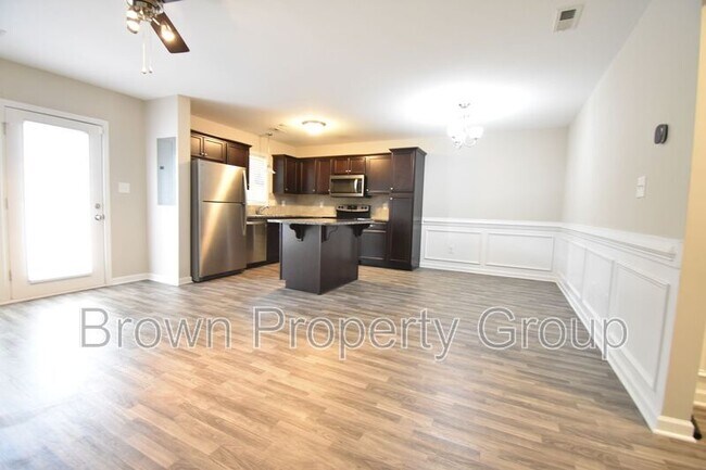 Foto del edificio - 2518 Gardner Park Dr