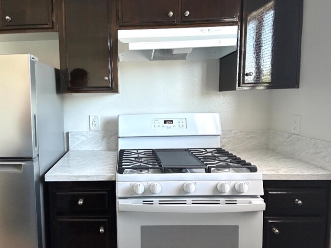 Foto del edificio - 1275 N Commonwealth Ave