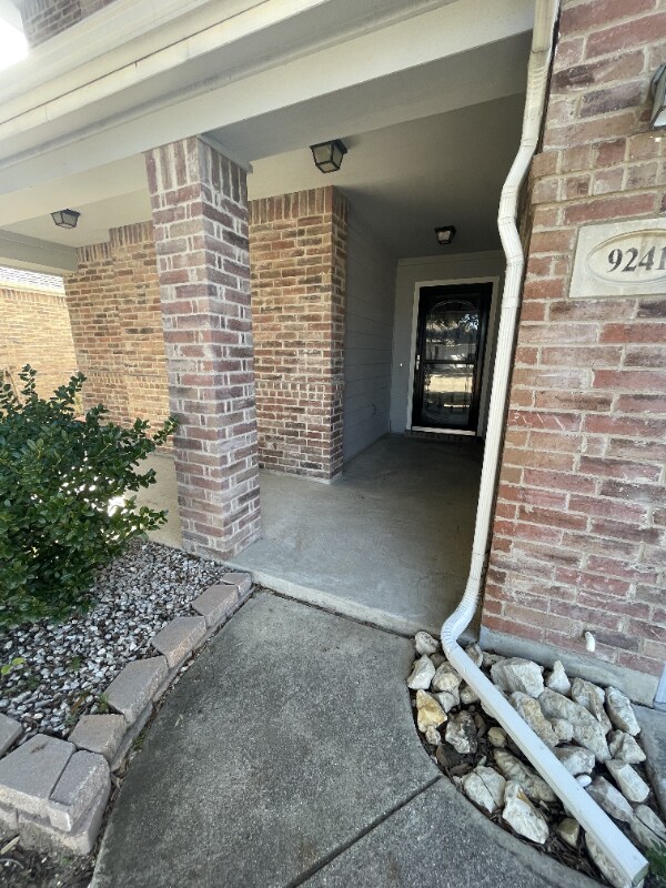 Foto del edificio - 9241 Conestoga Dr