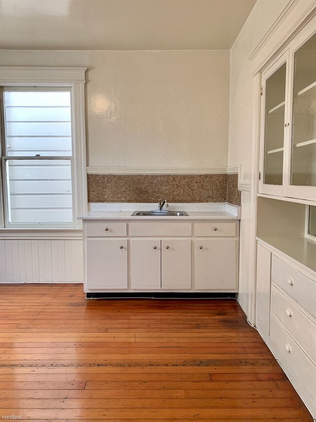 Building Photo - 1 br, 1 bath Apartment - 1403 Kearny St 1403