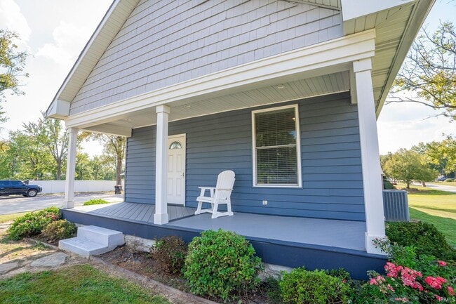 Foto del edificio - Blue Bungalow on the Northside