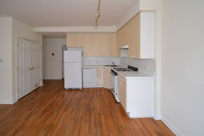 Foto del edificio - 922 W Dakin St