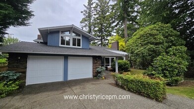 Building Photo - 15406 SE 46th Way