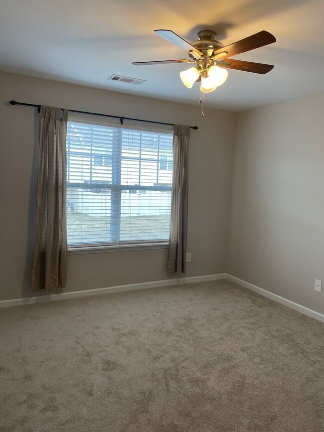 Building Photo - 311 Sandy Spring Ln