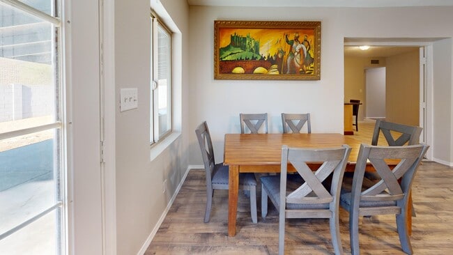 Photo - 2080 E Greenway Dr Townhome