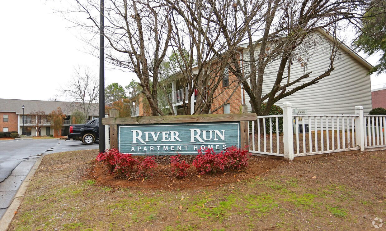 Foto del edificio - River Run Apartments
