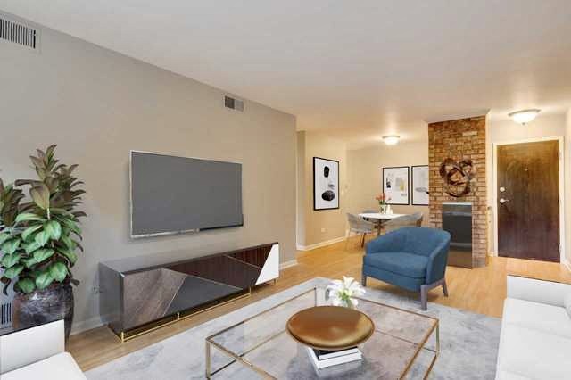 Foto del edificio - 515 W Wrightwood Ave