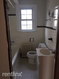 Building Photo - 1 br, 1 bath Apartment - 14 COLLETT ST