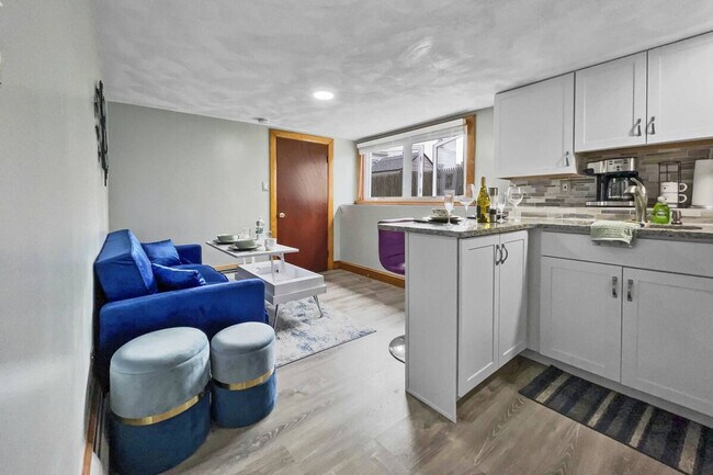 Building Photo - 20 Hancock St