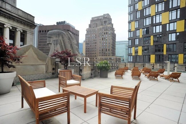 Foto del edificio - 20 Exchange Pl