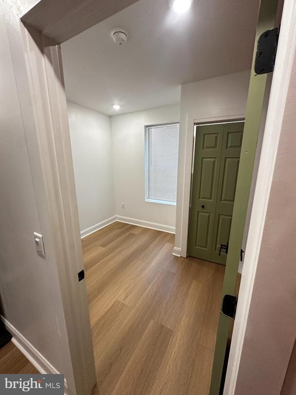 Foto del edificio - 1229 W Somerset St