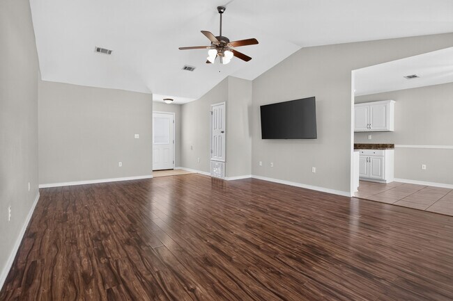 Foto del edificio - 3151 Forrest Ave