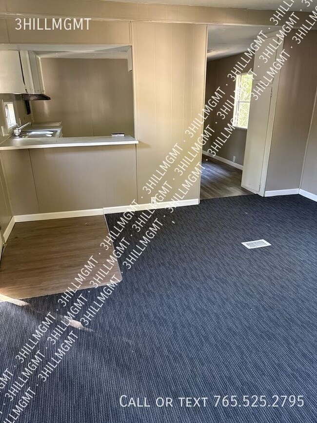 Building Photo - 1216 S Bloomington St