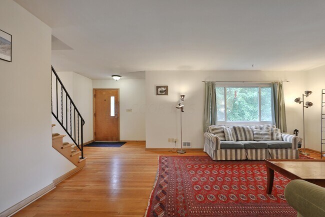 Foto del edificio - 714 Island Ct