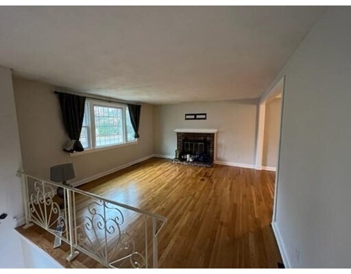 Primary Photo - 15 Lombard St