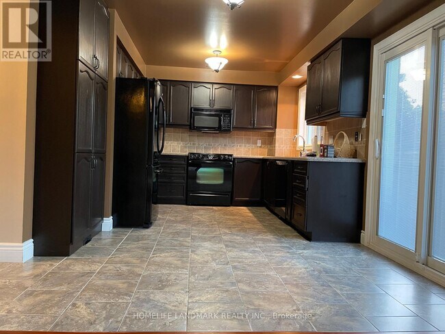 Photo du bâtiment - 26 Beechbrooke Way