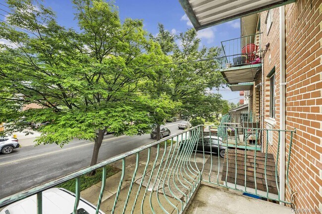 Foto del edificio - 1604 Brooklyn Ave
