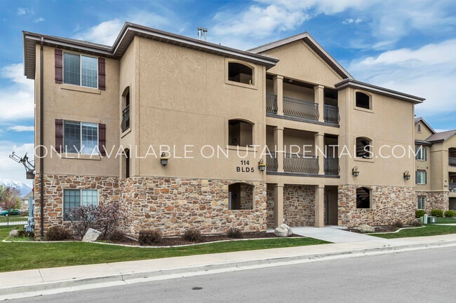 Building Photo - 114 S Willow Cir Loop