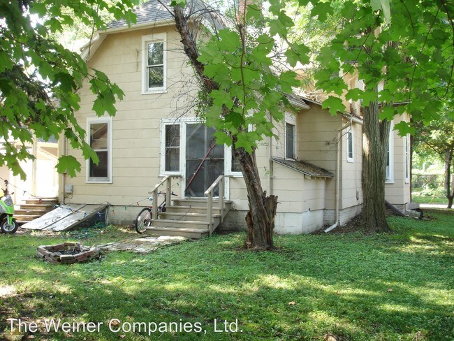 Building Photo - 5 br, 2 bath House - 306 S. Orchard