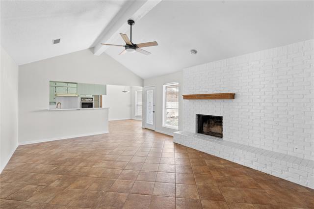 Foto del edificio - 1106 Almond Dr