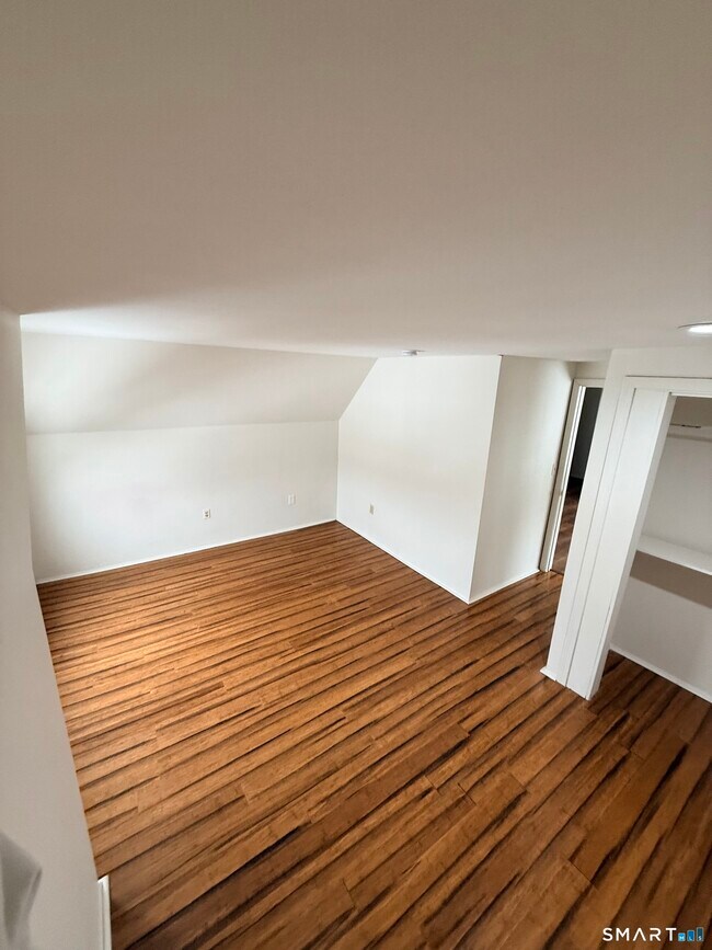 Foto del edificio - 341 Center St